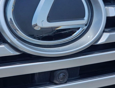 Lexus LX600 SIGNATURE || 3.5L V6 PETROL / RADAR / REAR ENTERTAINMENT SCREEN / HEADS UP DISPALY / COOL BOX (CODE-9