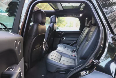 Range Rover Sport -2020-142000KM-GCC SPECS-EXCELLENT CONDITION SVR KIT at agency fix-19