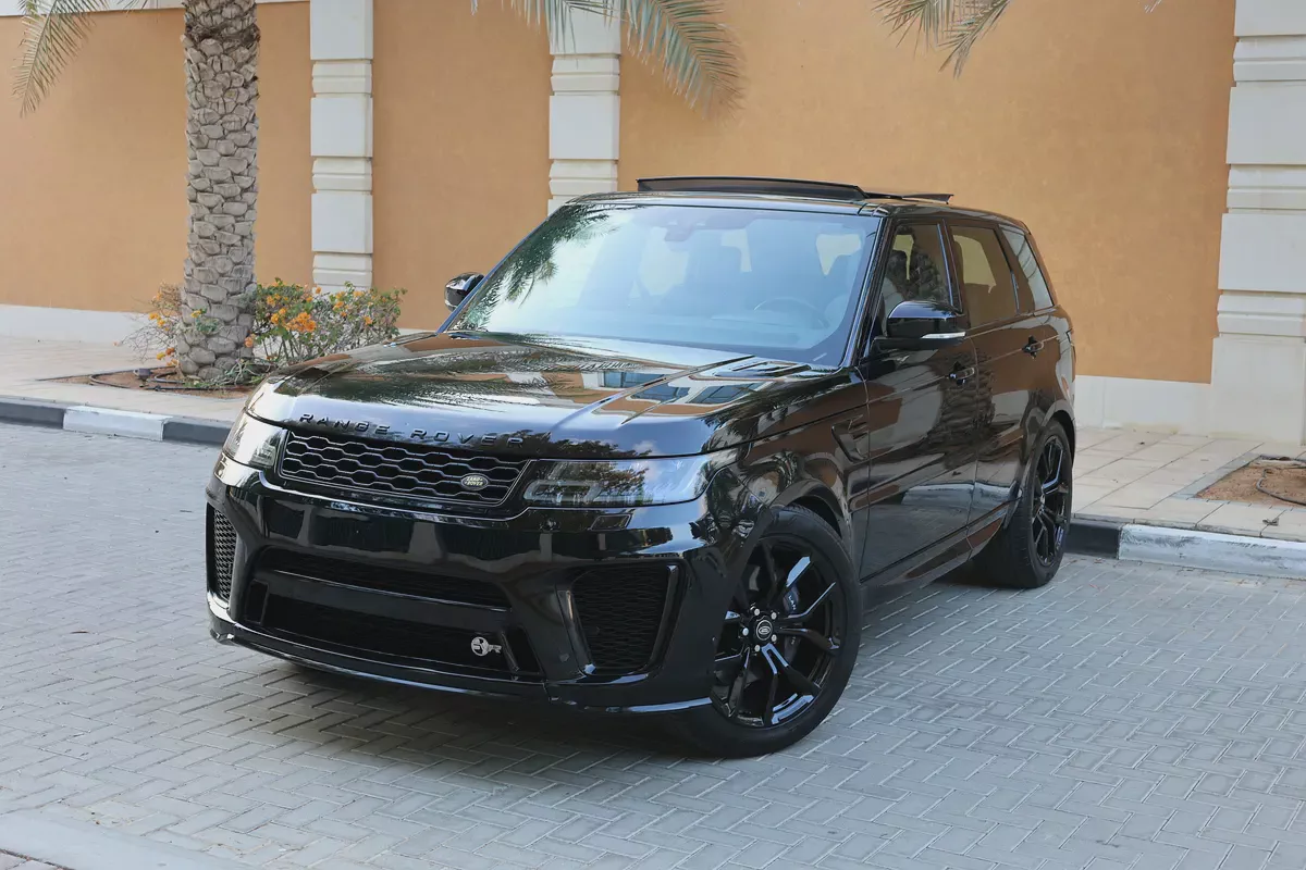 Range Rover Sport -2020-142000KM-GCC SPECS-EXCELLENT CONDITION SVR KIT at agency fix-1-1