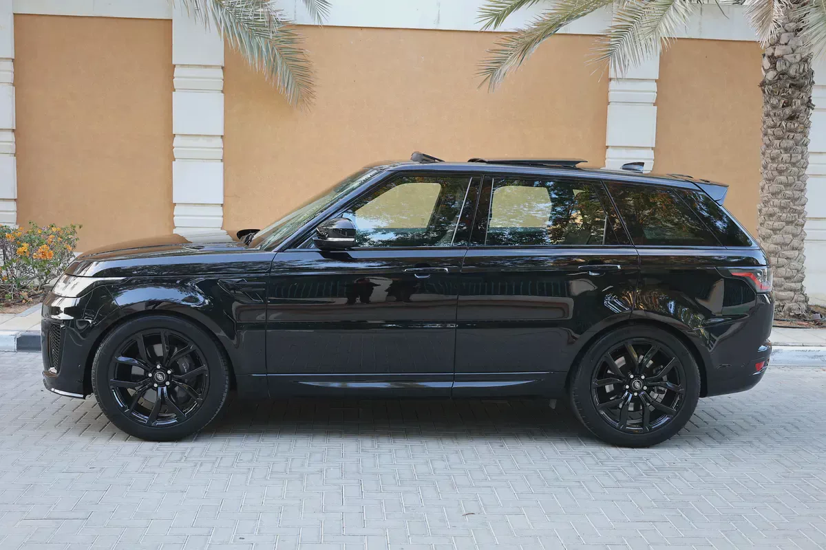 Range Rover Sport -2020-142000KM-GCC SPECS-EXCELLENT CONDITION SVR KIT at agency fix-8-8