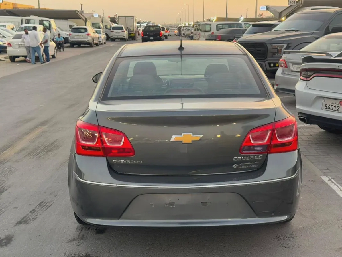 Chevorlet Cruze 2016 Gary color GacC calen car