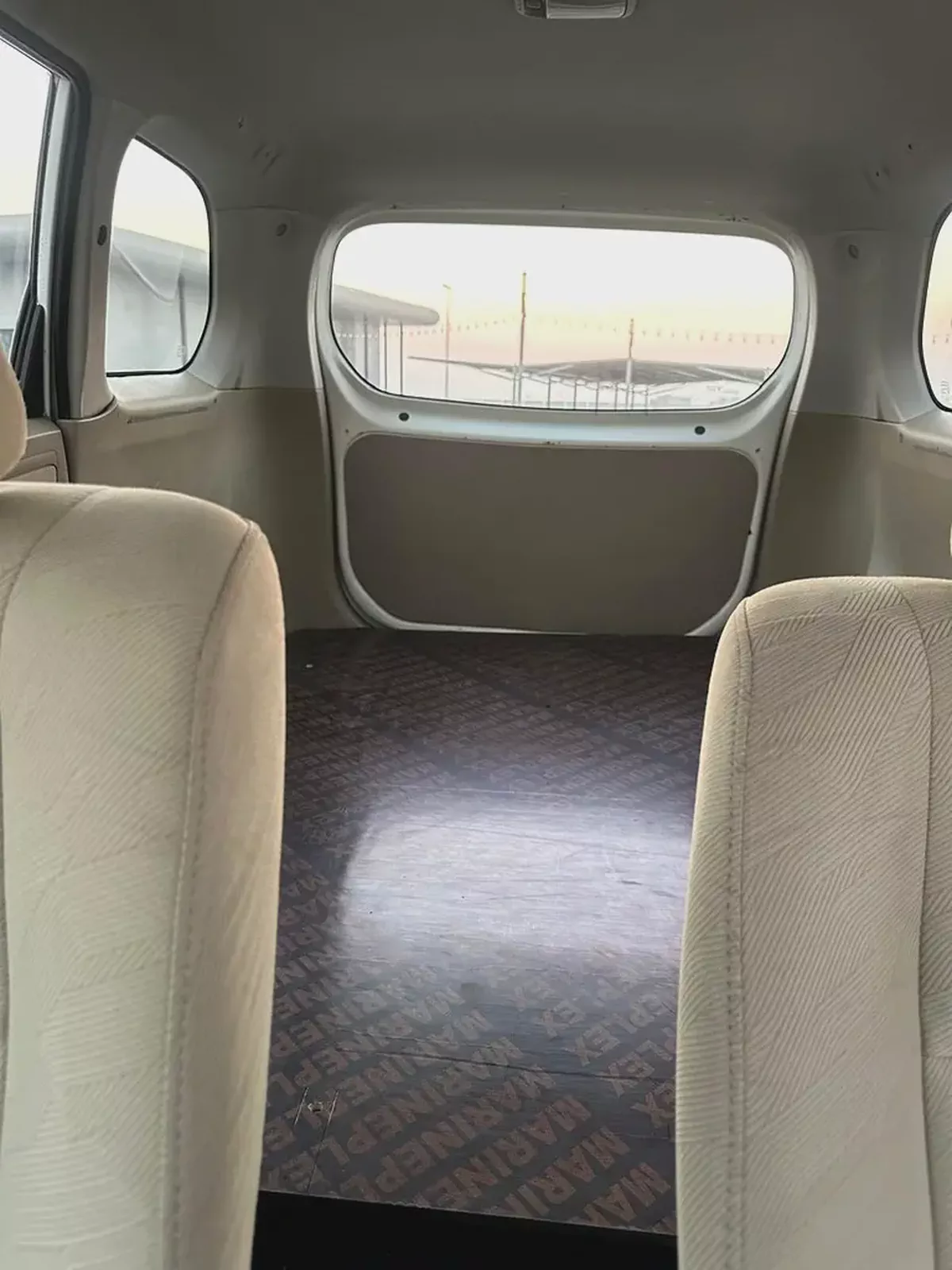Toyota Avanza G 2015 GCC Specs - Reliable 7-Seater Family Car-13-13