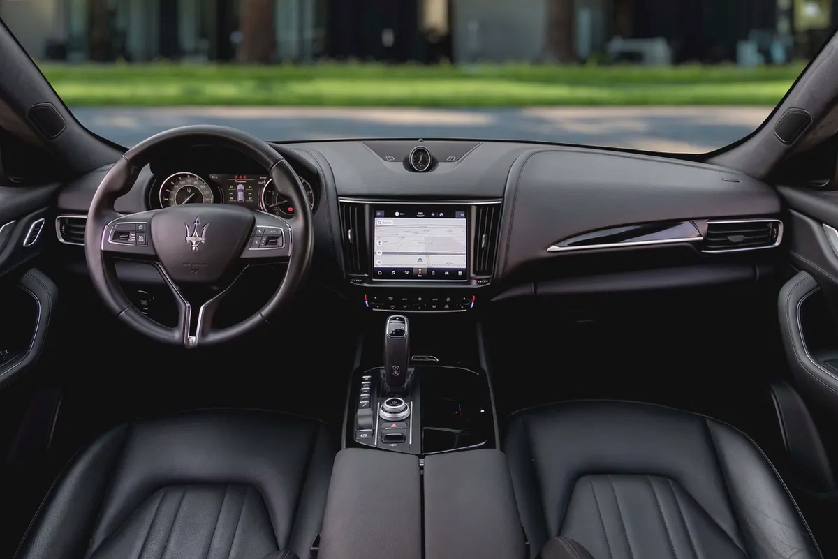 3,036 P.M |  GT Hybrid | 0% Downpayment | Maserati Service History | Under Warranty-7-7