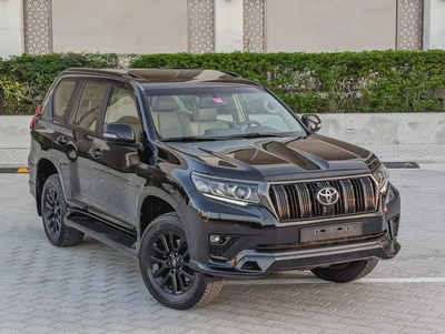 TOYOTA PRADO 2021 VXR ADVENTURE GCC V6 4.0L ACCIDENT FREE IN EXCELLENT CONDITION-0