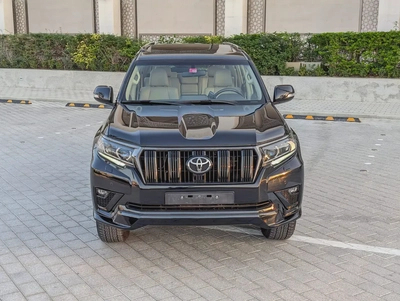 TOYOTA PRADO 2021 VXR ADVENTURE GCC V6 4.0L ACCIDENT FREE IN EXCELLENT CONDITION-17