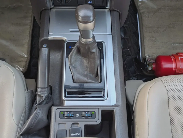 TOYOTA PRADO 2021 VXR ADVENTURE GCC V6 4.0L ACCIDENT FREE IN EXCELLENT CONDITION