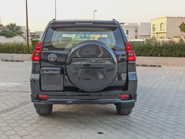 TOYOTA PRADO 2021 VXR ADVENTURE GCC V6 4.0L ACCIDENT FREE IN EXCELLENT CONDITION