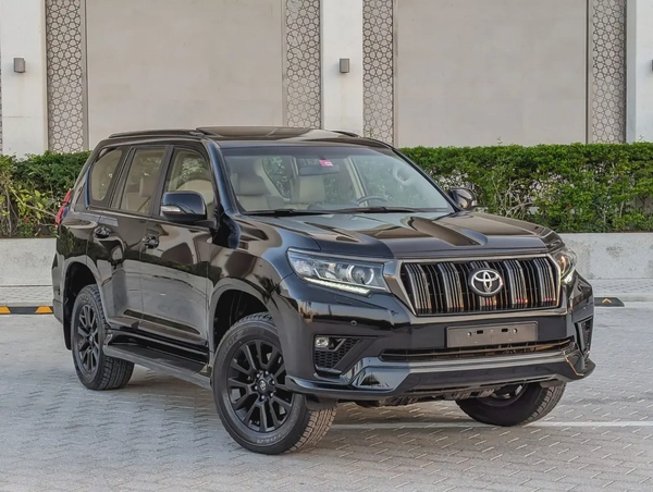 TOYOTA PRADO 2021 VXR ADVENTURE GCC V6 4.0L ACCIDENT FREE IN EXCELLENT CONDITION