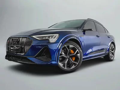 3,362 AED / 60 months | 0% DP | 2023 Audi E-Tron S / Battery Warranty and Service Pack-4