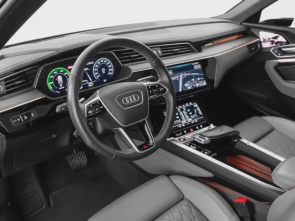3,362 AED / 60 months | 0% DP | 2023 Audi E-Tron S / Battery Warranty and Service Pack-6-6