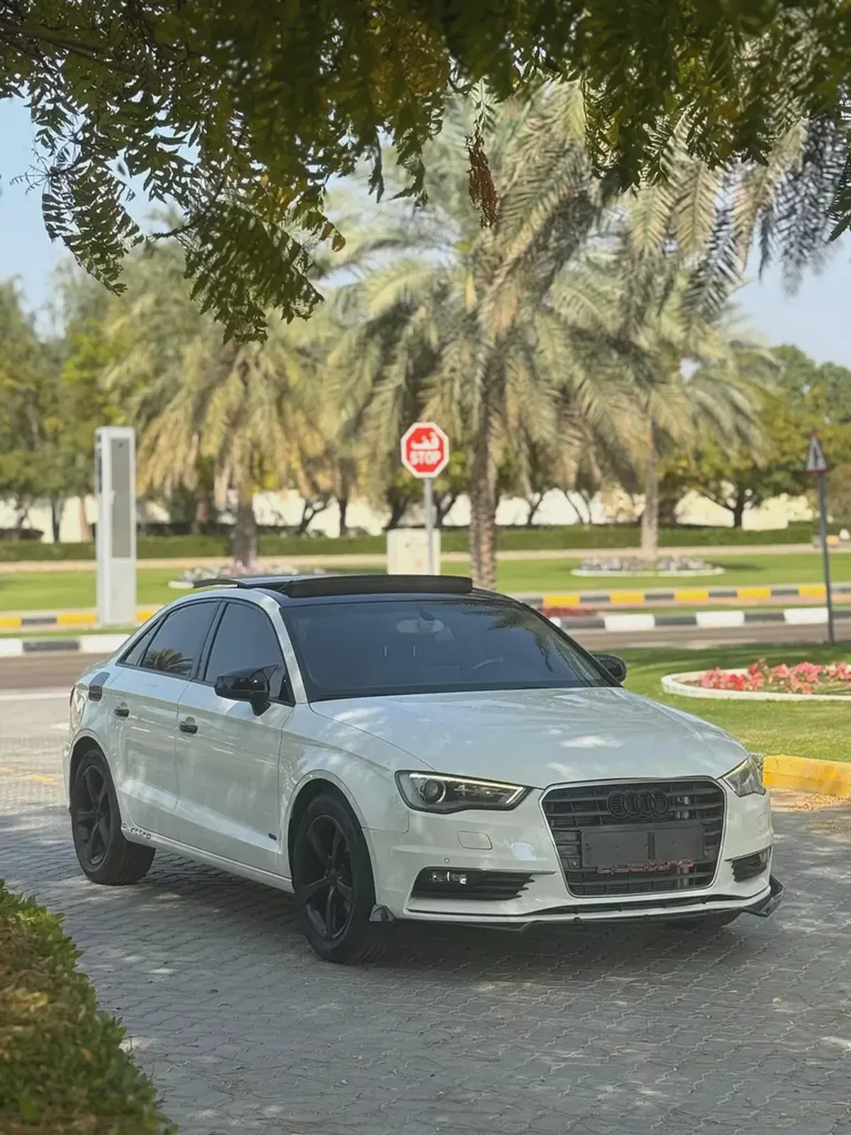 AUDI A3 MODEL 2015 GCC SPACE FULL OPTION-1-1