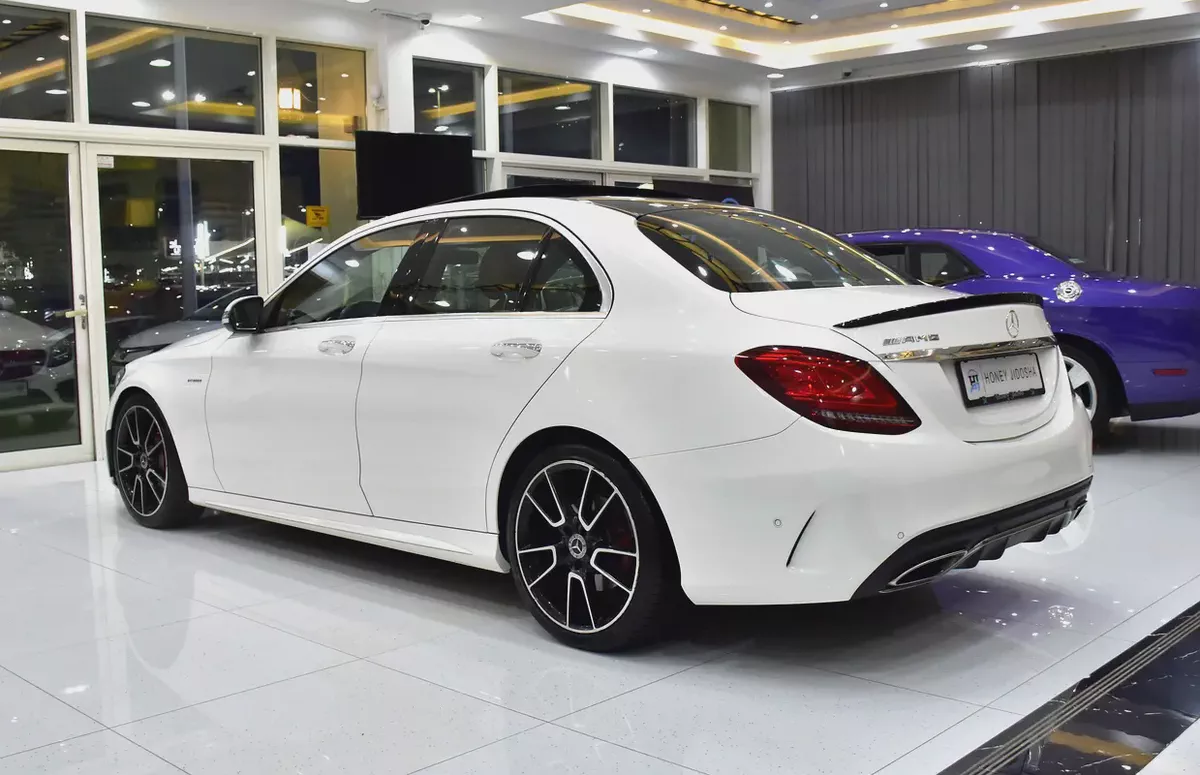 AED 1,765 EMi at 0% DP | Mercedes Benz C200 ( 2019 Model ) in White Color GCC Specs-6-6