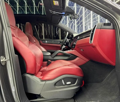 2021 Porsche Cayenne GTS | GCC | Excellent | Full Service History-9