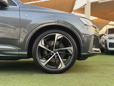 Audi Q7 55 TFSI quattro S line 2022 GCC Specs Free Paint-6