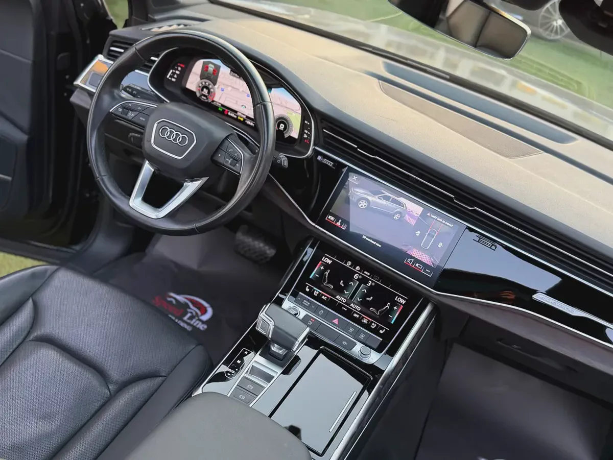 Audi Q7 55 TFSI quattro S line 2022 GCC Specs Free Paint-12-12