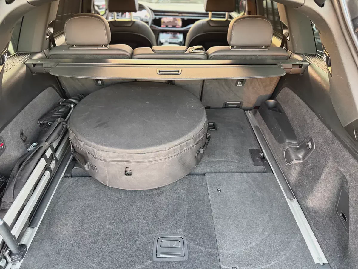 Audi Q7 55 TFSI quattro S line 2022 GCC Specs Free Paint-19-19