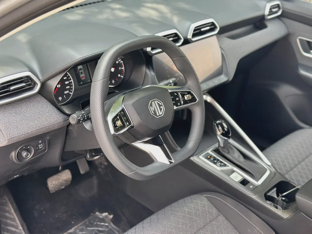 MG ZS Standard | Reliable Compact SUV | Only Export-19-19