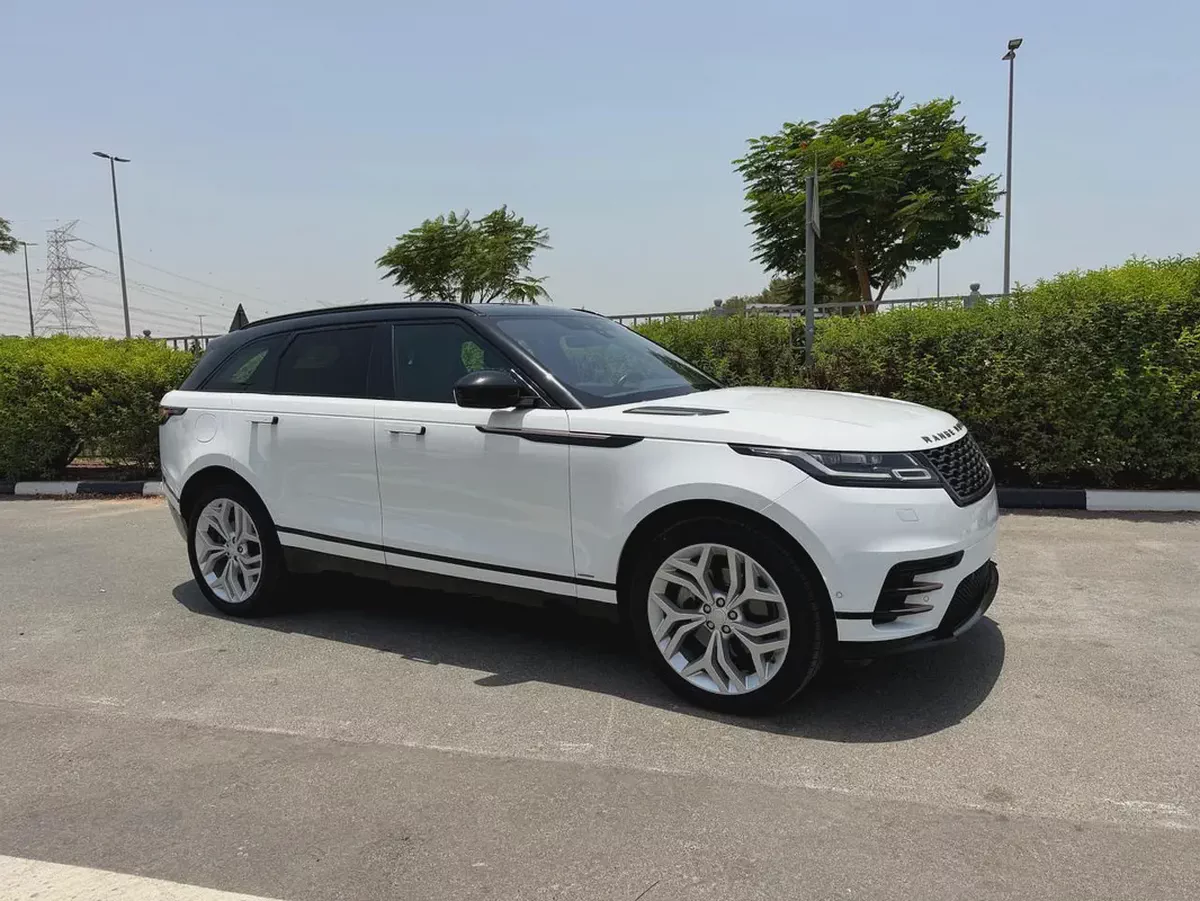 2020 Land Rover Range Rover Velar R-Dynamic SE - GCC Specs - Pristine Condition-2-2