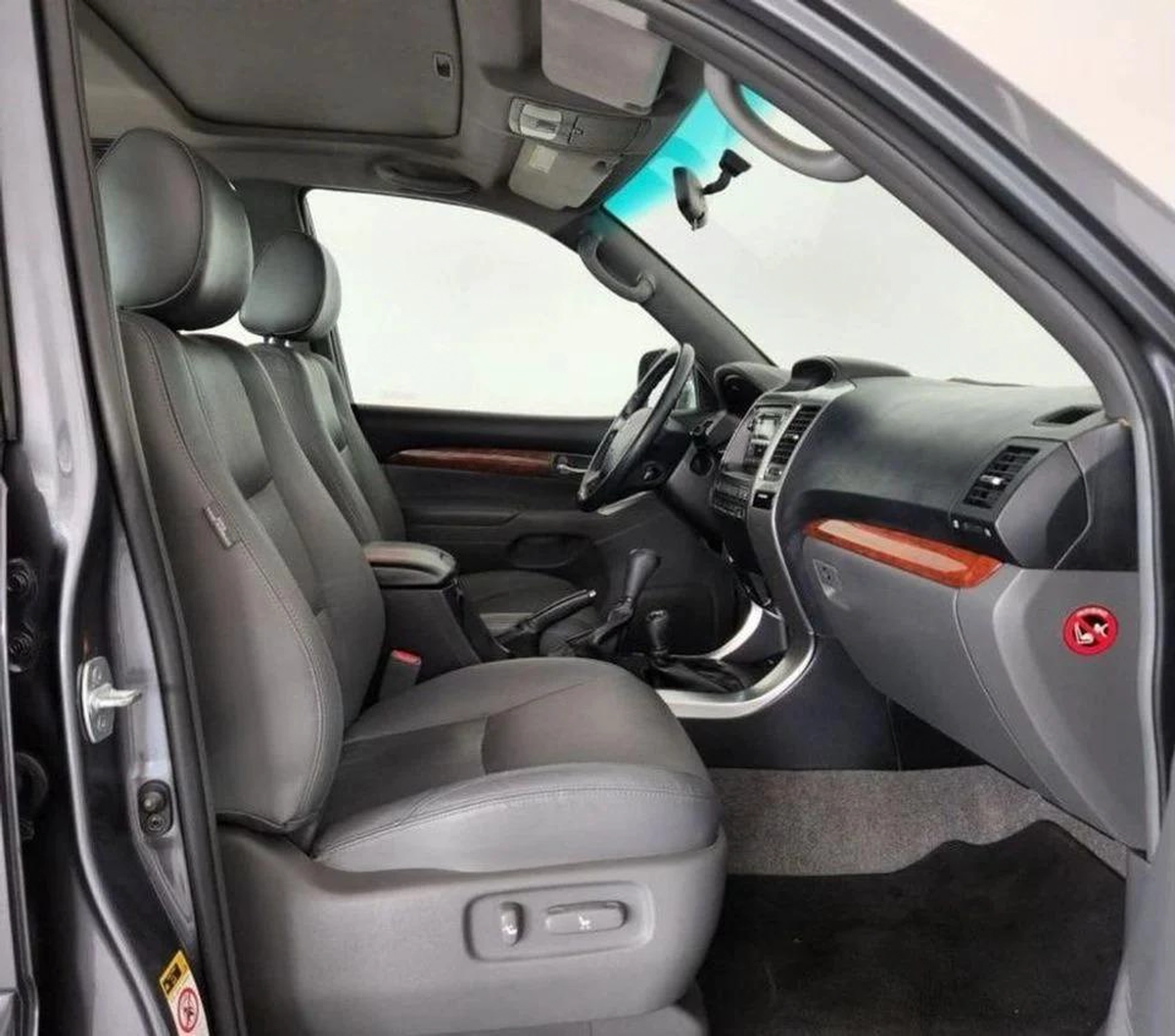 Toyota Prado VX TOP LTH LIMITED V6 4.0L 6CYL ORIGINAL CONDITION - COMPLETE AGENCY MAINTAINED A