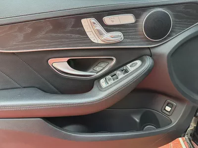 2015 Mercedes-Benz C-Class C200 | Japanese Specs | Pristine Condition-5