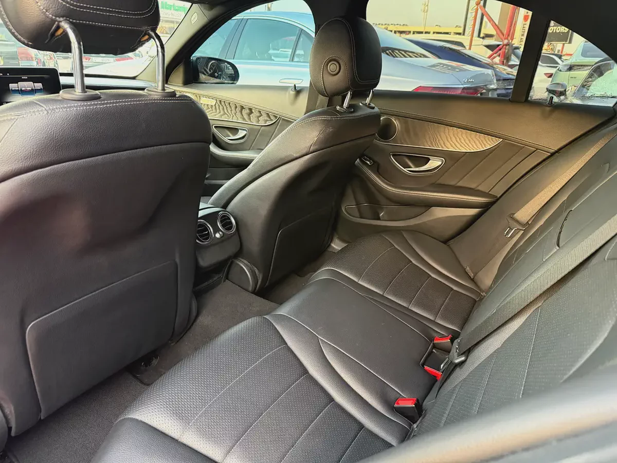 2015 Mercedes-Benz C-Class C200 | Japanese Specs | Pristine Condition-11-11