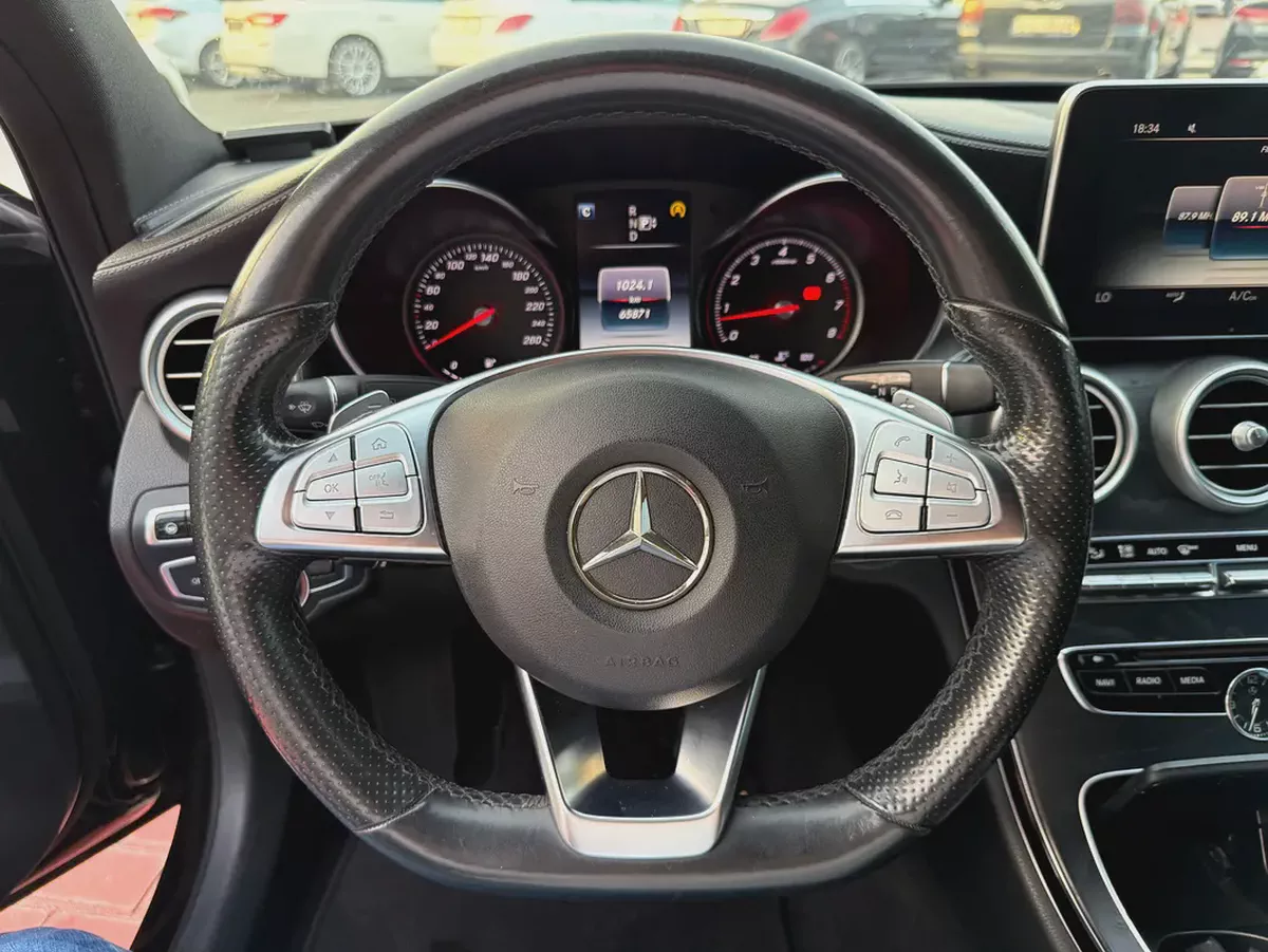 2015 Mercedes-Benz C-Class C200 | Japanese Specs | Pristine Condition-8-8
