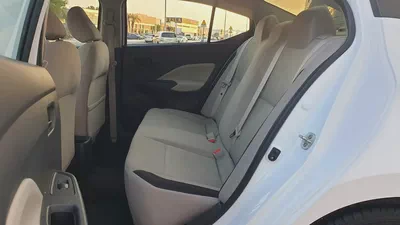 NISSAN SUNNY 1.5L - GCC SPECS - UNDER WARRANTY - FULL SERVICE HISTORY - ACCIDENT FREE --10