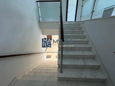 Luxury Living l American Style Villa l For Rent.-2