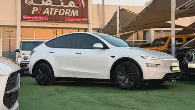 Tesla Model Y Long Range 2025 | GCC Specs | Original paint | under warranty-0