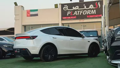 Tesla Model Y Long Range 2025 | GCC Specs | Original paint | under warranty-2