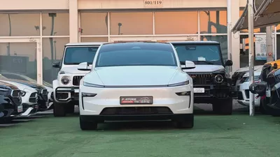 Tesla Model Y Long Range 2025 | GCC Specs | Original paint | under warranty-7