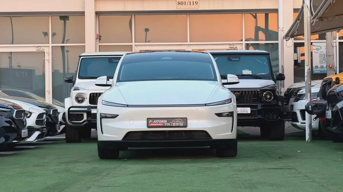 Tesla Model Y Long Range 2025 | GCC Specs | Original paint | under warranty-7-7