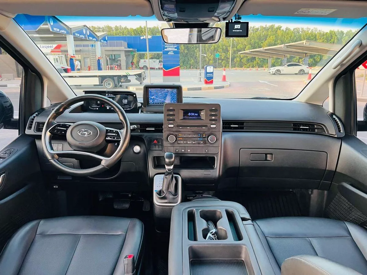 Hyundai Staria 11 SEAT-13-0