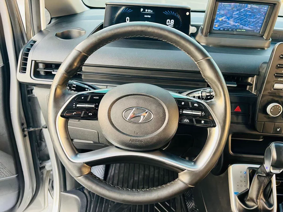 Hyundai Staria 11 SEAT-14-0