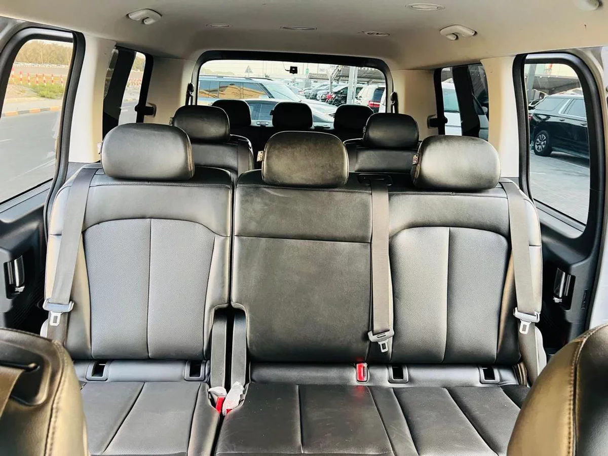 Hyundai Staria 11 SEAT-5-0