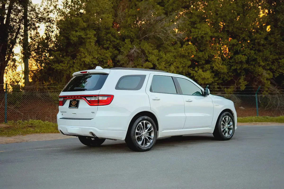 AED 1,695/Month | R/T 5.7L HEMI V8 | Free Wrranty | GCC Specs | REF#M63221-3-3