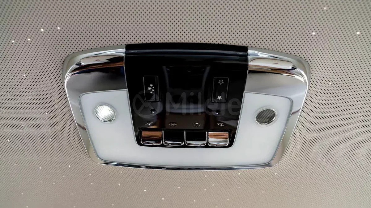 Rolls Royce Spectre STANDARD STD-18-0