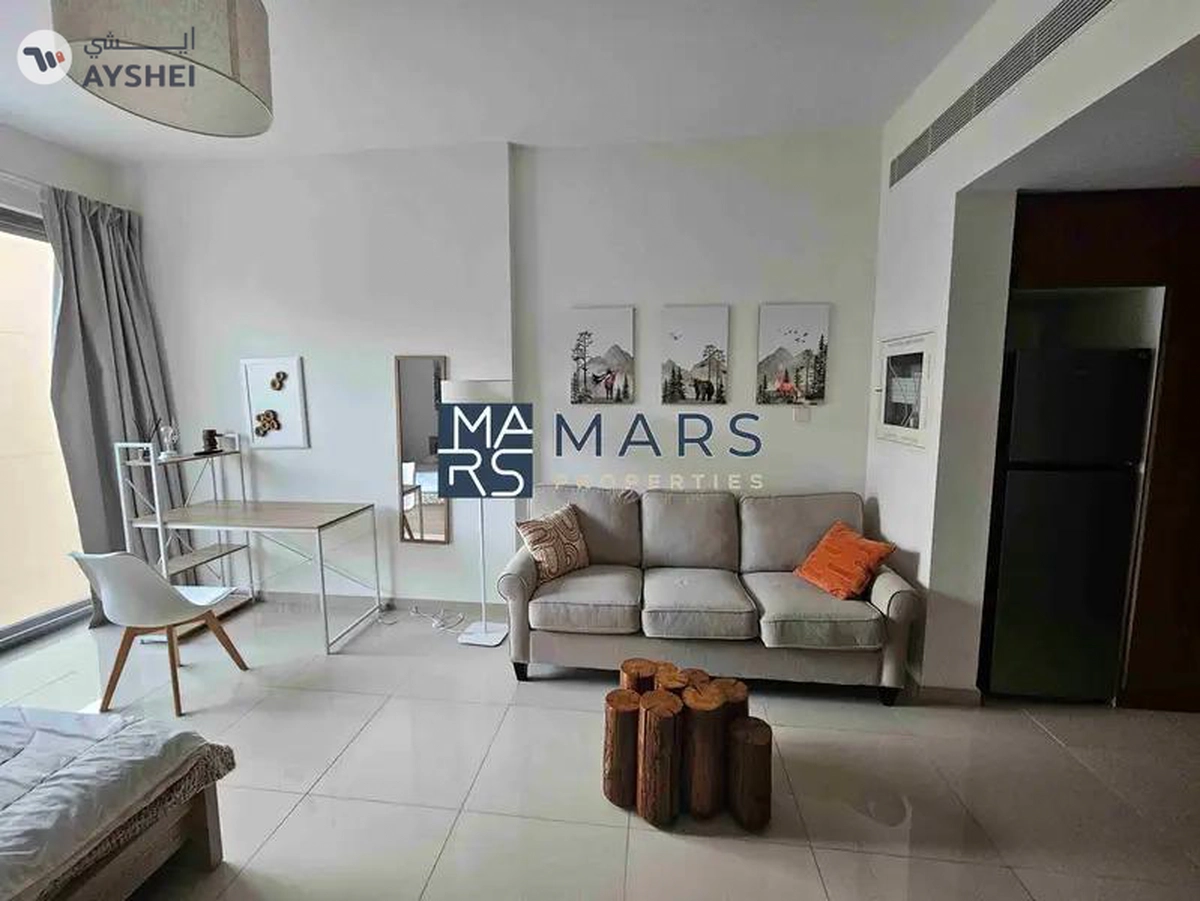 Luxury fully furnished Studio available for rent:40k-4-4