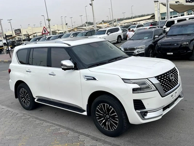 Nissan Patrol LE Platinum 2022 - GCC Specs - Excellent Condition-17