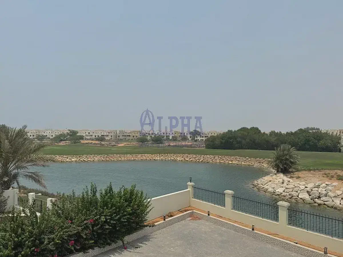 Spacious Villa | Comfotable Living | Huge Plot