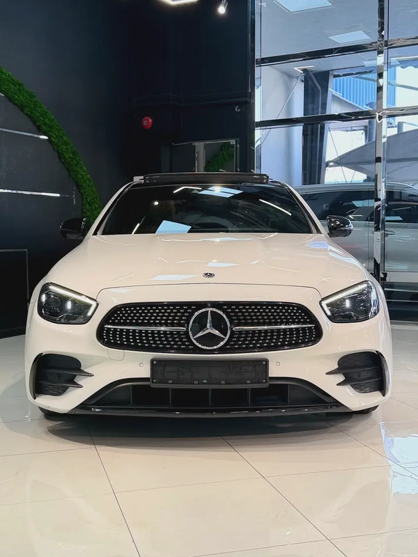 Mercedes-Benz E 300 - 2021 - GCC Specs - Excellent Condition