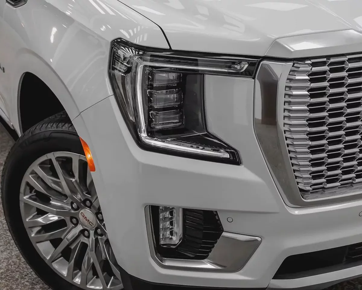 GMC YUKON DENALI - 2024 - AL GHANDI WARRANTY AND SERVICE CONTRACT - EXCELLENT CONDITION-4-4