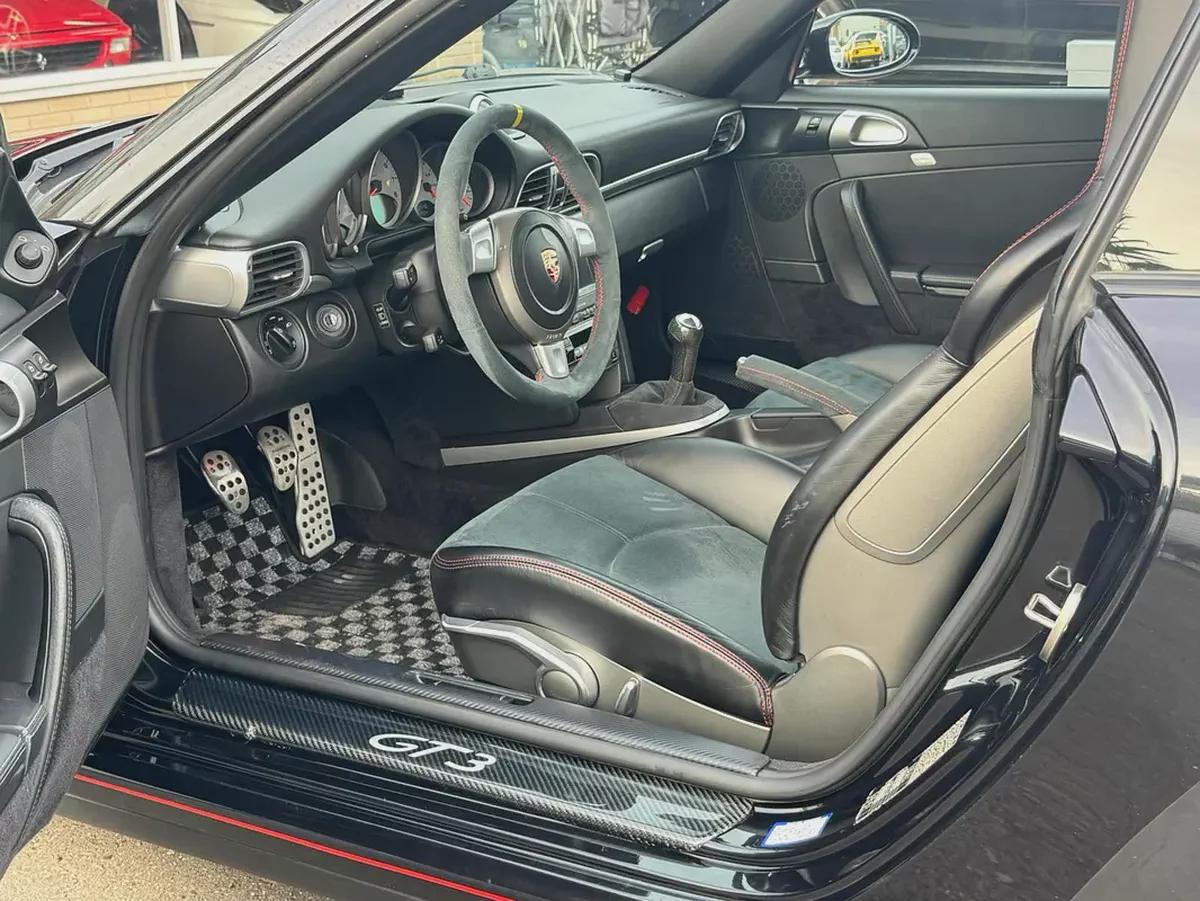 Porsche 911 Carrera 4S 2007 | Japanese Specs | Pristine Condition-10-10