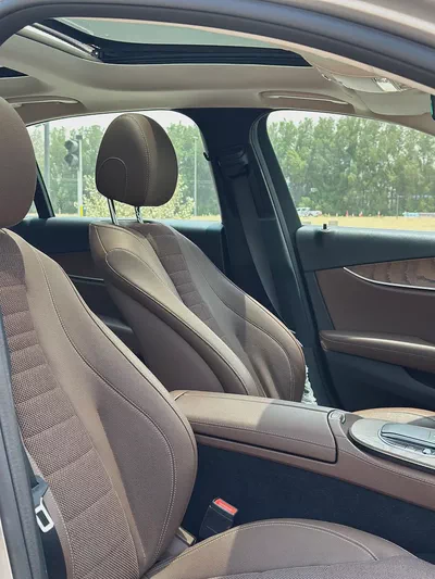 Mercedes-Benz E200 2021 / GCC Specs / 50,000 KM / Gold / Brown Interior-12