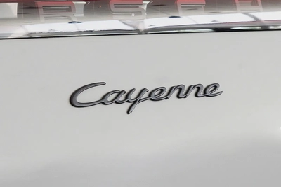 2022 Porsche Cayenne Coupe Platinum / Porsche Warranty / Full Service History-15