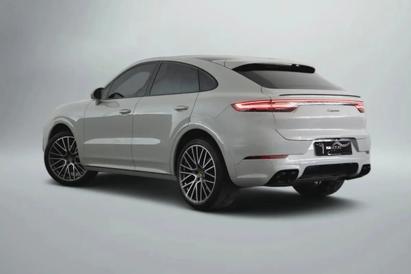 2022 Porsche Cayenne Coupe Platinum / Porsche Warranty / Full Service History