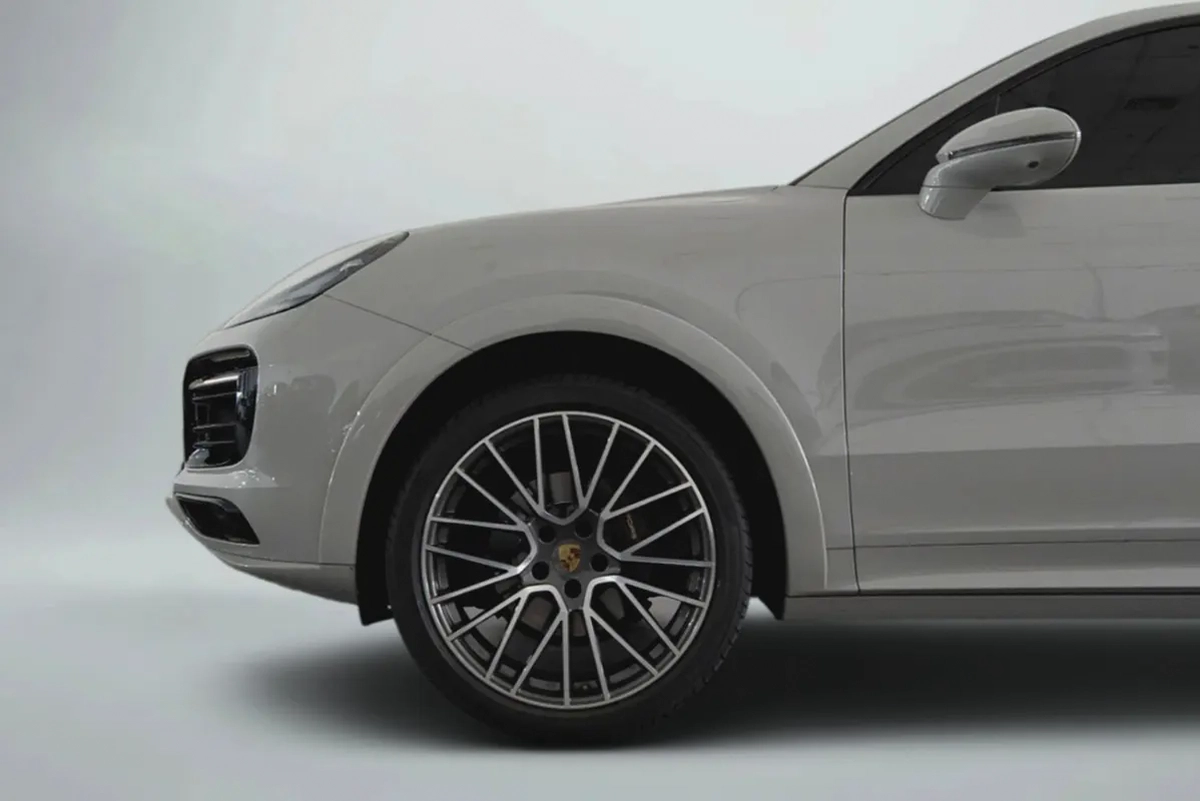 2022 Porsche Cayenne Coupe Platinum / Porsche Warranty / Full Service History-5-5