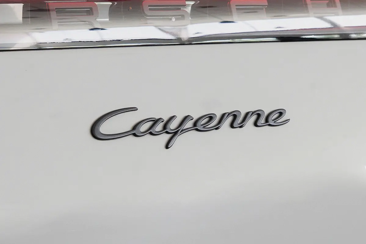 2022 Porsche Cayenne Coupe Platinum / Porsche Warranty / Full Service History-15-15