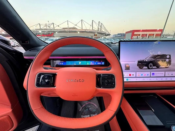 Lynk & Co 900 2.0 Ultra