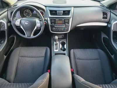 Nissan Altima SV 2017, V4 GCC Specs Very Well Maintained No Any Issue-13